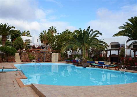 Monte Marina Naturist Hotel Playa De Esquinzo Fuerteventura Canary Islands Book Monte Marina