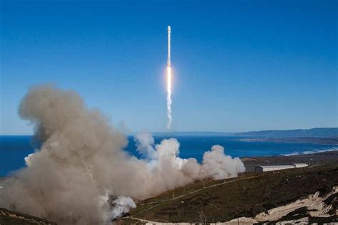 Spacex Launches And Lands First Rocket Since Explosion New Scientist