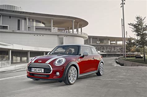 8 Aftermarket Accessories to Customize Your Mini Cooper | CARFAX