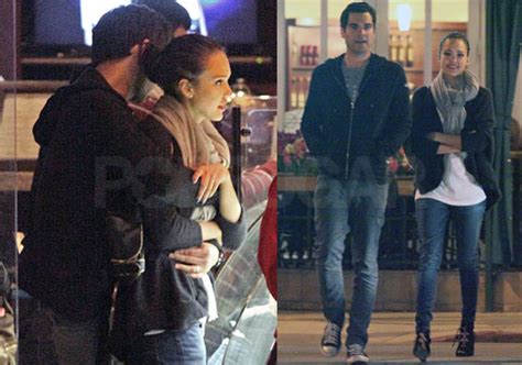 Mom of 3, founder of the honest company, amateur chef, terrible speller, loyal friend, hilarious at times. Photos of Jessica Alba and Cash Warren Hugging in LA ...