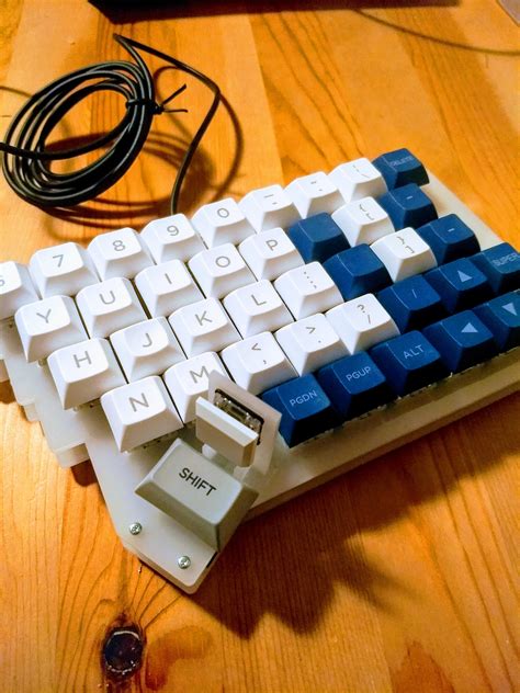 My First Diy Keyboard Right Hand Fun With 3d Key Switches R