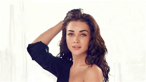 3840x2160 amy jackson sexy images 4k wallpaper hd indian celebrities 4k wallpapers images