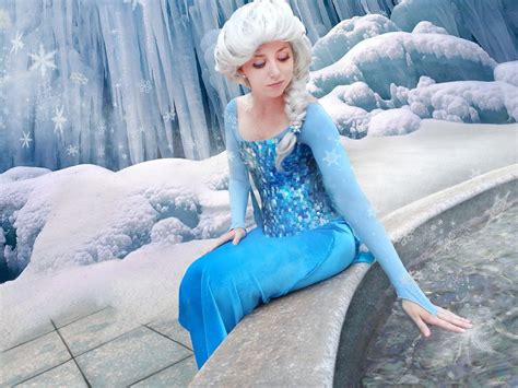 Elsa Cosplay Frozen Photo 35350769 Fanpop