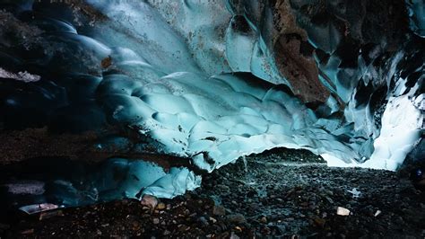 Juneau Alaska Glacier Caves 2018 Photo Contest Alaska Magazine