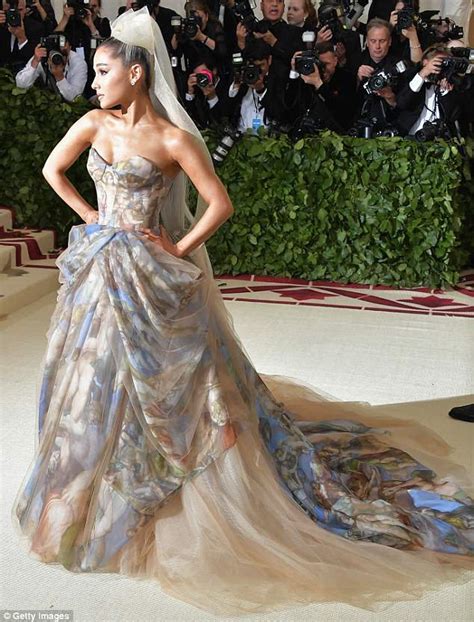 Ariana Grande Attends Her First Met Gala In Vera Wang Gown Daily Mail Online