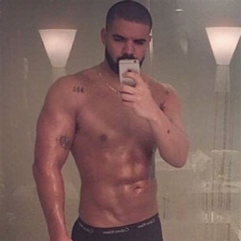 Drake Shares Sexy Selfie