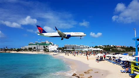 Plane Spotting At Maho Beach Sint Maarten One Mile At A Time