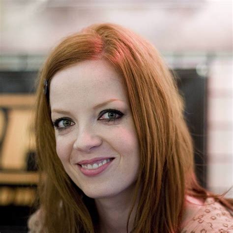 Shirley Manson Biography Lead Vocal Of Garbage Scottish Singer