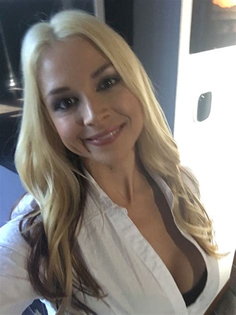 Tw Pornstars Sarah Vandella Twitter Shooting For An Awesome Company