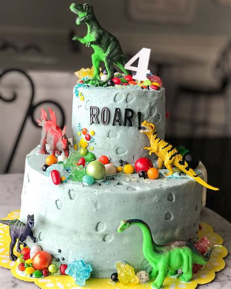 Tips on birthday speech writing. Image may contain: dessert and food | Dinosaur birthday ...