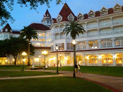 Why Staying At Disneys Grand Floridian Resort Is Worth It