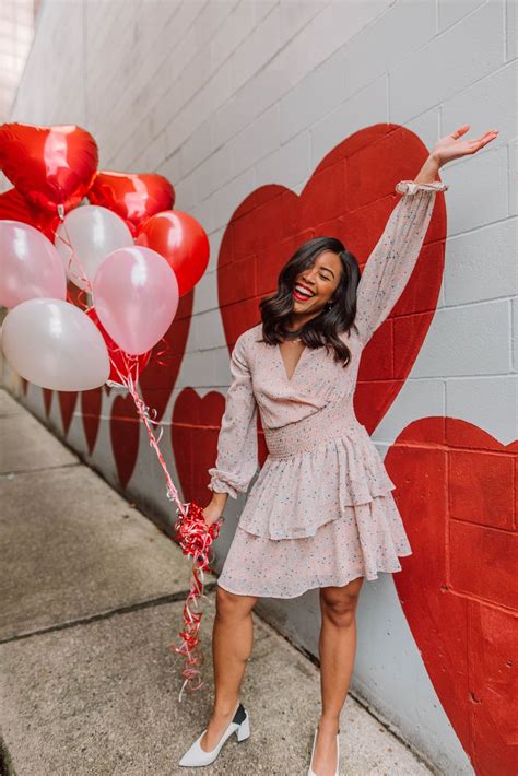 7 Cute Galentines Day And Valentines Day Outfit Ideas Jurken Denim