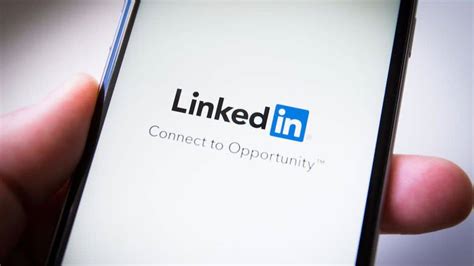 here s why linkedin is sending 20 cheques to it s users