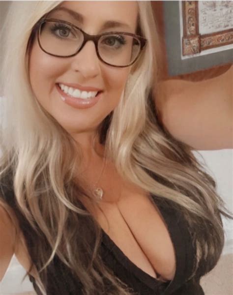 Milfqueens 14 K Plus On Twitter Milfs ️‍🔥🥵busty And Glasses Mommygotbigtits Bustychicks