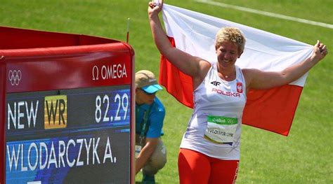 Anita wlodarczyk of poland broke her own world record en route to winning her first olympic gold medal in the hammer throw. Anita Wlodarczyk shatters world record for hammer gold ...