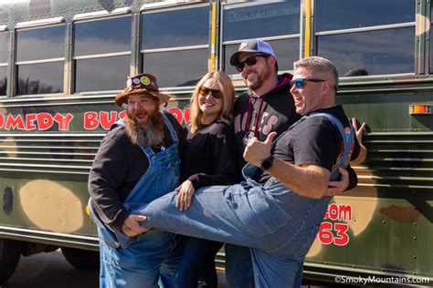 Unbiased Review Of The Redneck Comedy Bus Tour