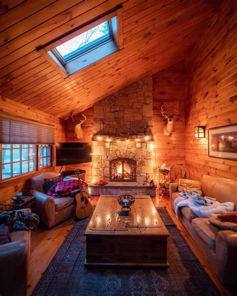 A wood wall provides the warmth we associate with cabin interior design. #cabin #interior #home | Cabin interiors, Cozy house ...