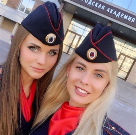 pin by hakan falez on women in uniform military girl women superwoman