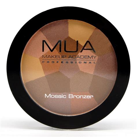 How to apply powder bronzer | bronzer makeup tips. Blog - How to Apply Bronzer | MUA Make up Academy