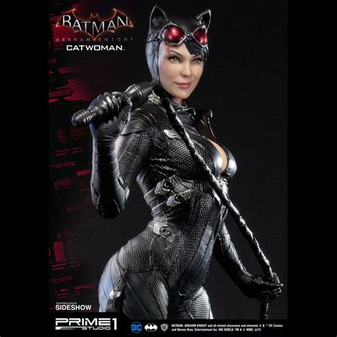 The Batman Arkham Knight Catwoman Statue Is A Lot More Than The Cats