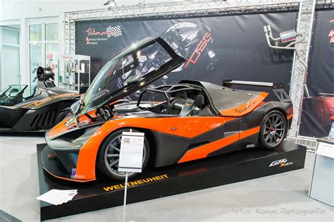 It has to be, too, since it's courting the same customer race teams as cars from bigger all of malaysia will be placed under a near lockdown for about a month to fight the coronavirus, but businesses will be. เผยภาพคอนเซ็ปต์ KTM X-Bow GTX