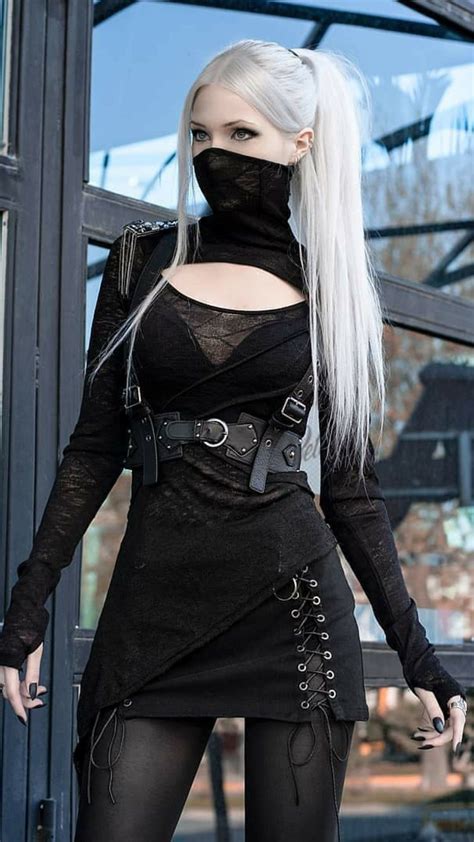 pin by 慈玟 許 on Персонажи character gothic outfits hot goth girls gothic girls