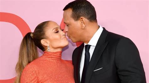 Jennifer Lopez Kisses And Twerk All Over Alex Rodriguez At His Birthday