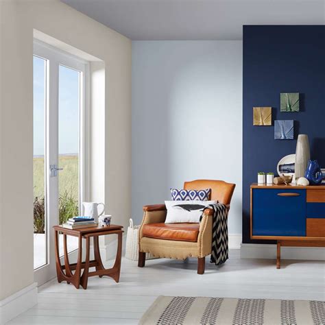 Do three light coats of paint, allowing to dry for a couple hours between each coat. Best white paint for walls: choosing the right shade