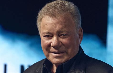 william shatner william shatner leaves too much space between himself and blog 0657165