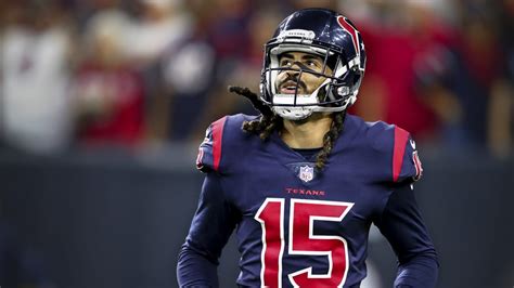 Who is the real no. WR Will Fuller, V on "good track" in return from injury
