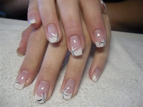 I've been obsessed with white nails lately! 1.bp.blogspot.com _l3LE14xjYyM TI4gHZN_-3I AAAAAAAAGWo ...