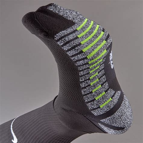 Nike Grip Strike Lightweight Crew Socks Mens Clothing Socks Black