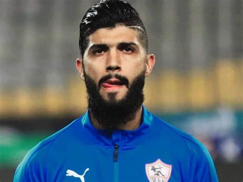 قال محمد بيومي خبير اللوائح القانونية، أن عقد فرجاني ساسي لاعب الفريق الأول بالزمالك ينتهي بنهاية شهر يونيو الجاري، مضيفًا أن النادي الأبيض عليه أن يتظلم أولًا حتي يحفظ حقوقه. فرجاني ساسي - قصة حياة نجم نادي الزمالك والمنتخب التونسي ...