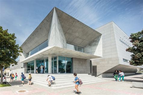 Portuguese Brutalist Architecture is presented in Atlantic Pavilion