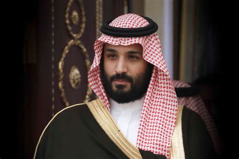 وهو الابن السادس للعاهل السعودي الملك سلمان بن عبد العزيز آل سعود. StriveME - طائرة مدهشة يملكها الأمير محمد بن سلمان