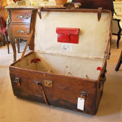 Large Brown Leather Trunk C982 327886 Uk