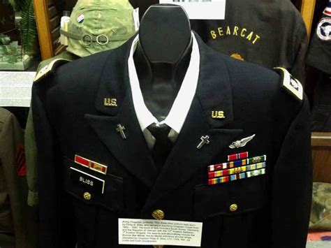 Army Dress Blues Set Up Dress Wallpaper
