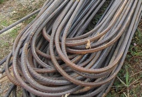 Berat besi = (1 x 1 x 0.001) m3 x 7850 kg/m³= 7.85 kg. Rumus Berat Besi