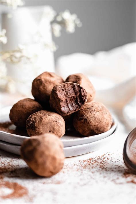 Healthy Vegan Chocolate Truffles Recipe EASY The Banana Diaries