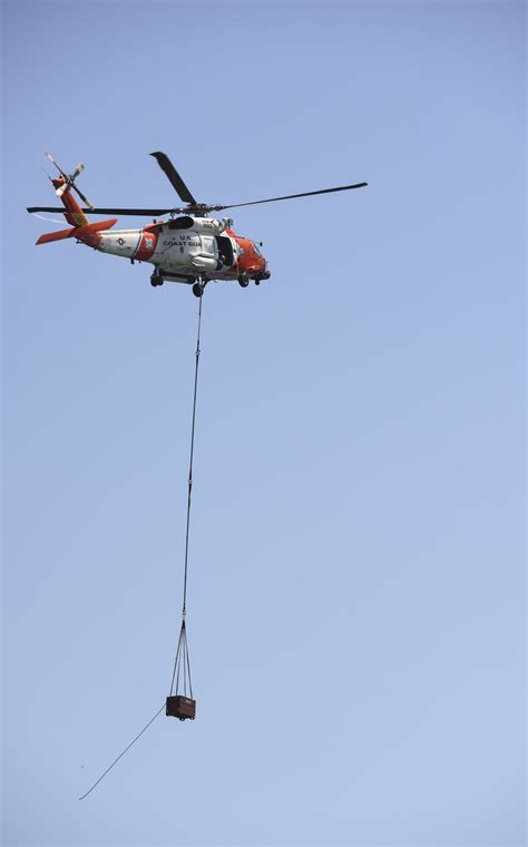 Dvids Images Coast Guard Mh 60 Jayhawks Helo Crews Airlift New Aid