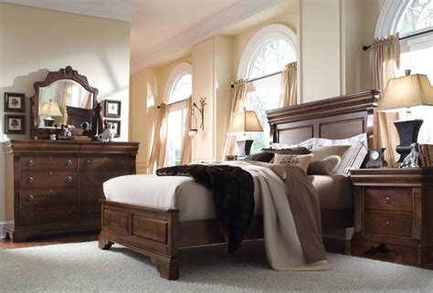 Roundhill furniture york 204 solid wood construction bedroom set with king size bed, dresser, mirror and night stand, dresser. 27 Amazing Solid Wood Furniture Ideas For Durable And ...