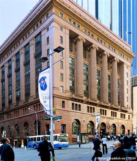 Established in 1911 under the commonwealth bank act, commonwealth bank (commbank for short) was the first australian bank to get a federal government guarantee. Commonwealth Bank - The Skyscraper Center