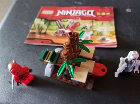 Lego Ninjago 2258 Ninja Ambush With 2 Figures And Booklet Ebay