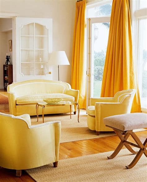 How To Choose Perfect Yellow Curtains For The Interiors