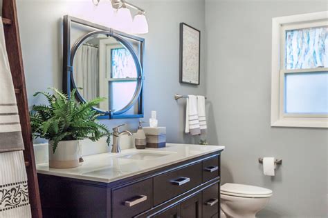 Small Bathroom Remodeling Storage And Space Saving Design