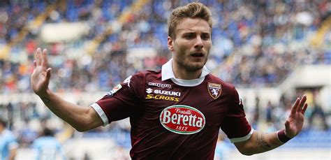 Ciro immobile (born 20 february 1990) is an italian professional footballer who plays as a striker for serie a club lazio and the italy national team. Official: Ciro Immobile to Borussia Dortmund -Juvefc.com