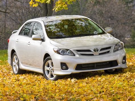 The 2013 toyota corolla comes loaded with exterior features. TOYOTA Corolla specs & photos - 2010, 2011, 2012, 2013 ...