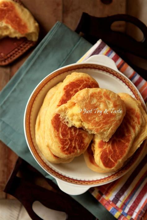 Lihat juga resep #47 roti boy rumahan tanpa mixer enak lainnya. Obsesi Roti 42 - Resep Roti Manis Tanpa Oven Isi Krim ...