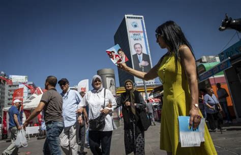 Poll Shows Akp Vote At 25 Pct Erdoğan Losing Presidency To Each Of 4 Potential Rivals Turkish