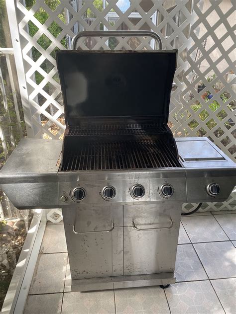 Nextgrill 4 Burner Bbq With Empty Tank for Sale in Fort Lauderdale, FL